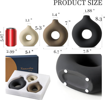 Elegant Ceramic Vase – Minimalist Table Decor